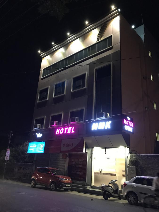 Hotel Mmk Kánpur Kültér fotó