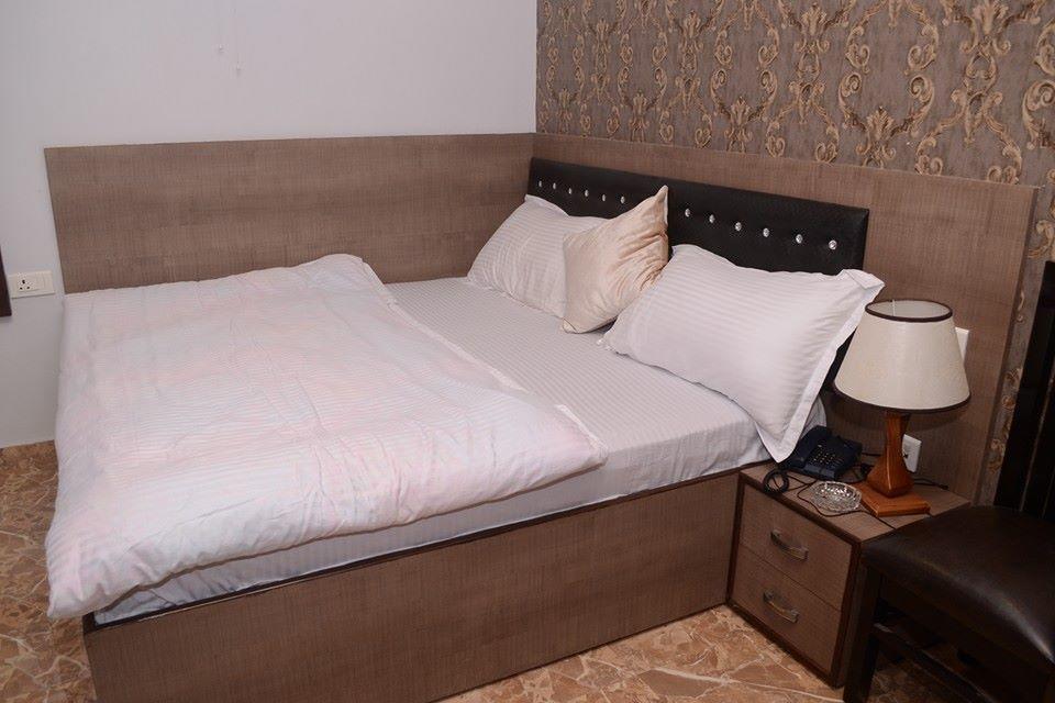 Hotel Mmk Kánpur Kültér fotó